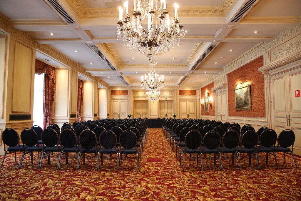 Le Plaza Hotel Bruxelas